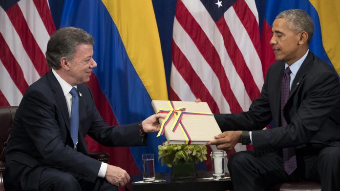 NO a Uribe, NO a Santos, SÍ a Obama